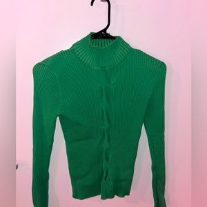 Super cute sweater!